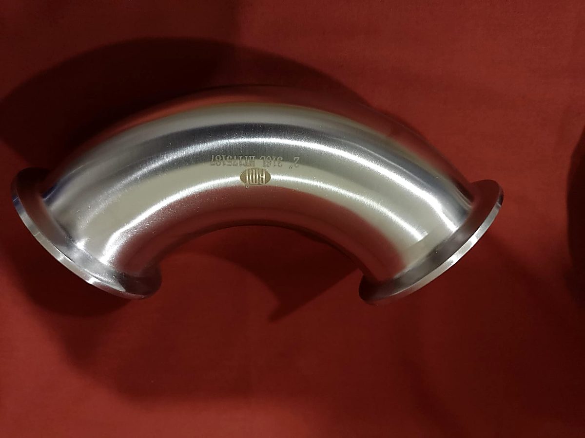 Stainless steel 90-degree sanitary elbows with integrated union nut connections