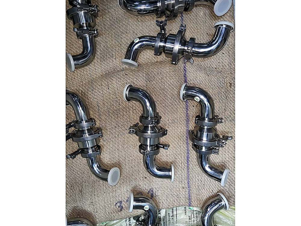 Stainless steel spring-loaded sanitary non-return check valve with tri-clamp ends