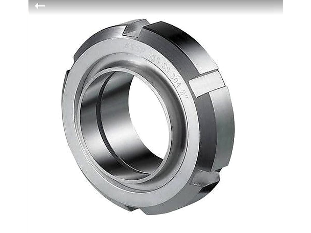 Sanitary stainless steel weldable union with a detachable threaded union nut